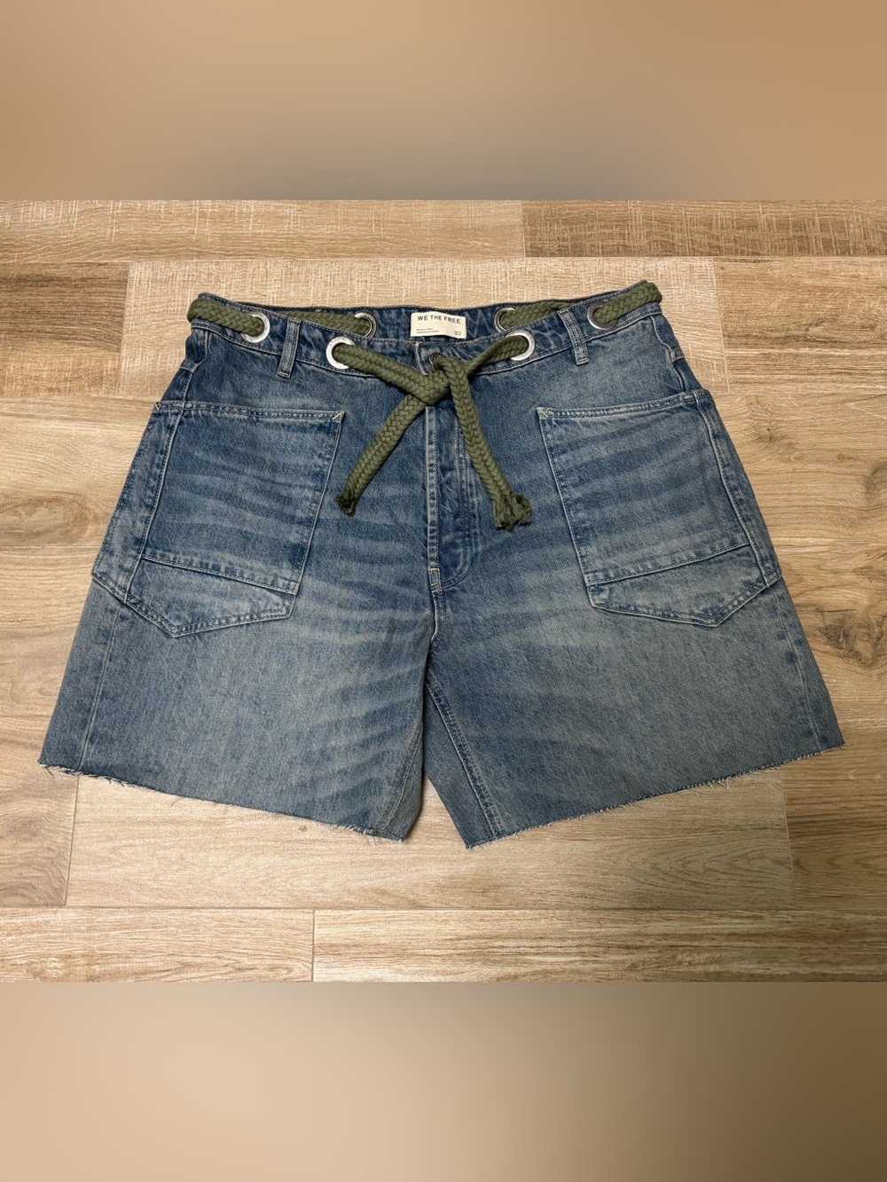 Free People We The Free Moxie Barrel Shorts Truest Blue $128 Size 32 NWOT - Picture 5 of 12